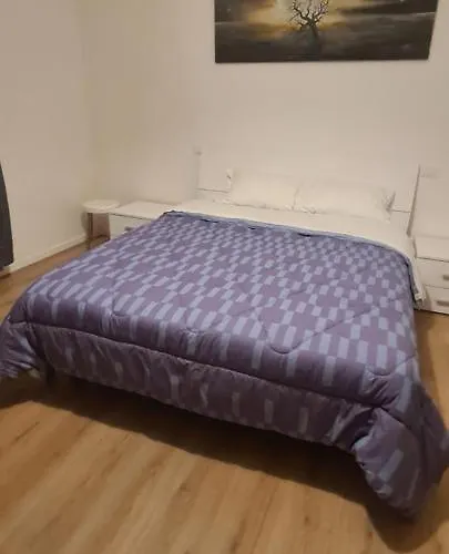 招待所 Cosulich 蒙法尔科内